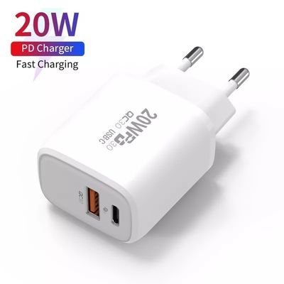 20W Soquete de energia de carregamento rápido A C Carregador de viagem para telefones celulares / laptops / projetores