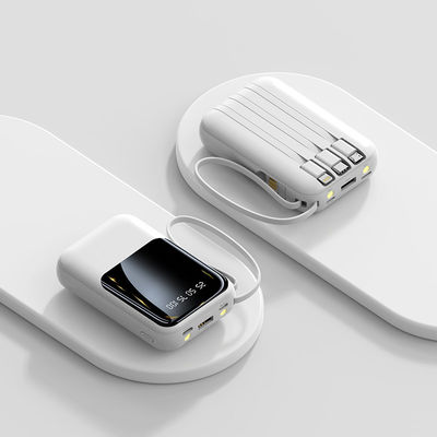 Socket Standard 10000mAh Mini Power Bank LED Display Carregador de energia com 4 cabos